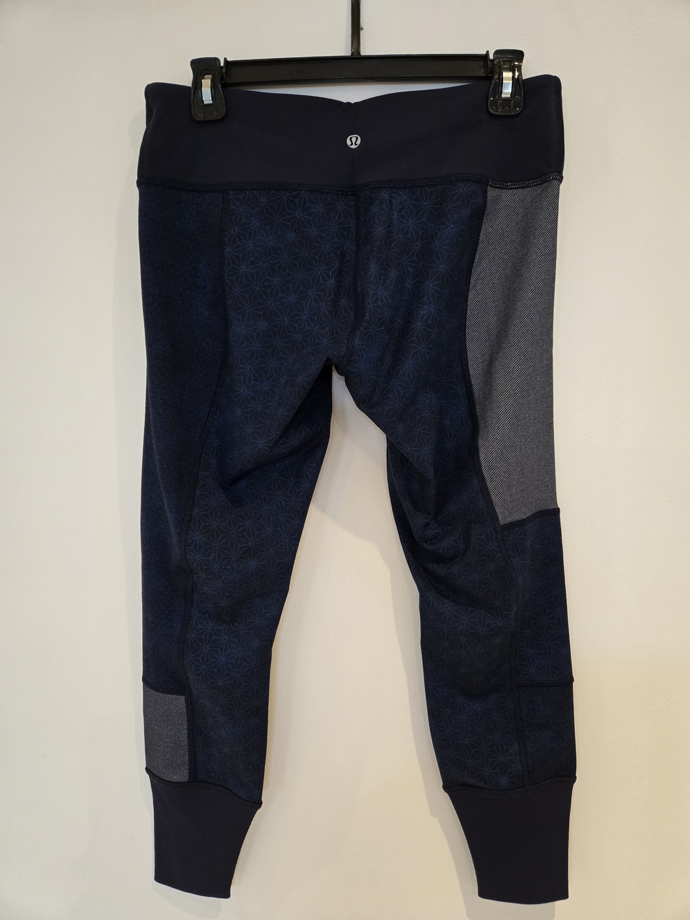 lululemon athletica Men's Navy and Gray Panel Joggers